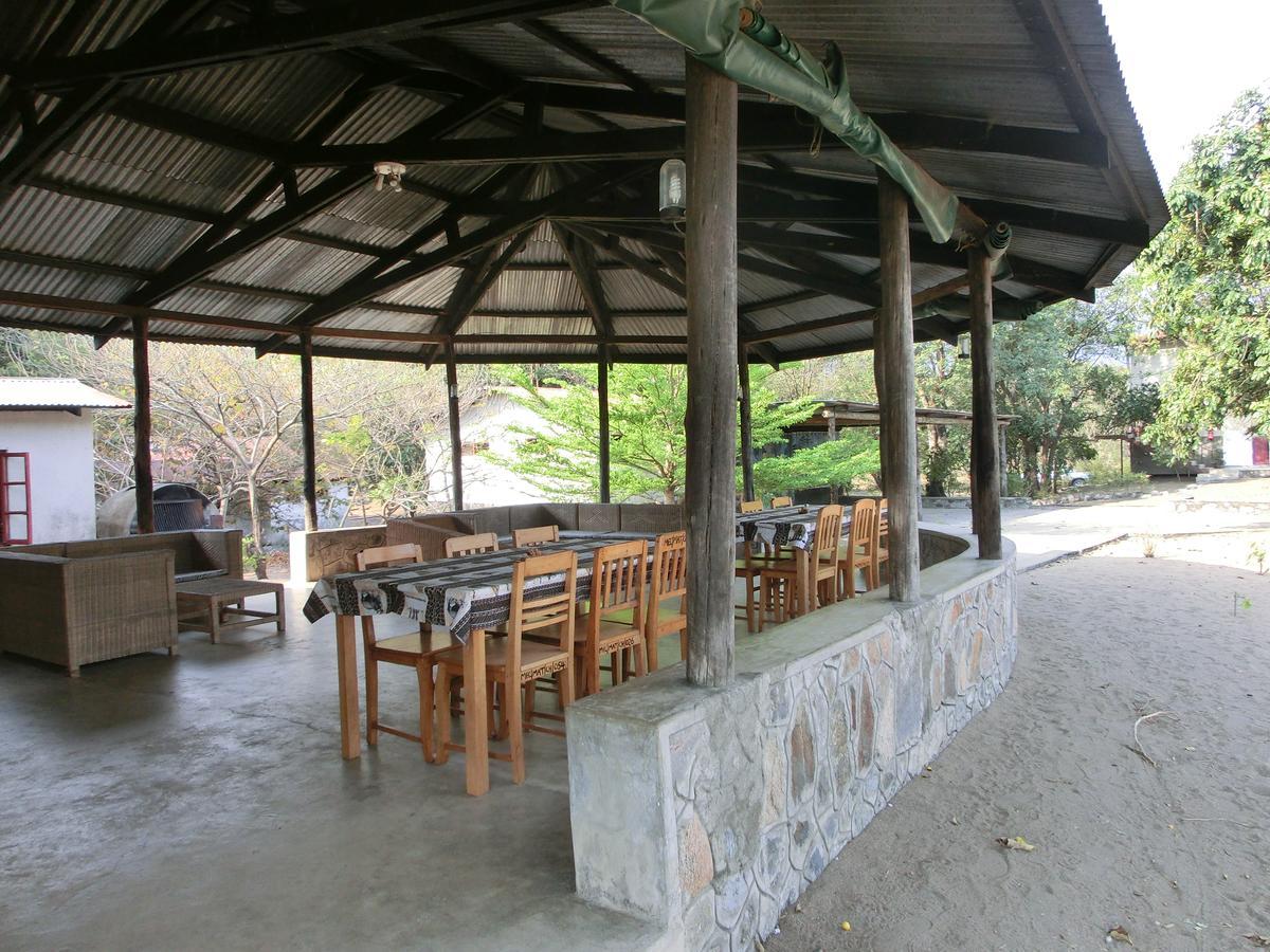 Matema Lake Shore Resort Exterior foto