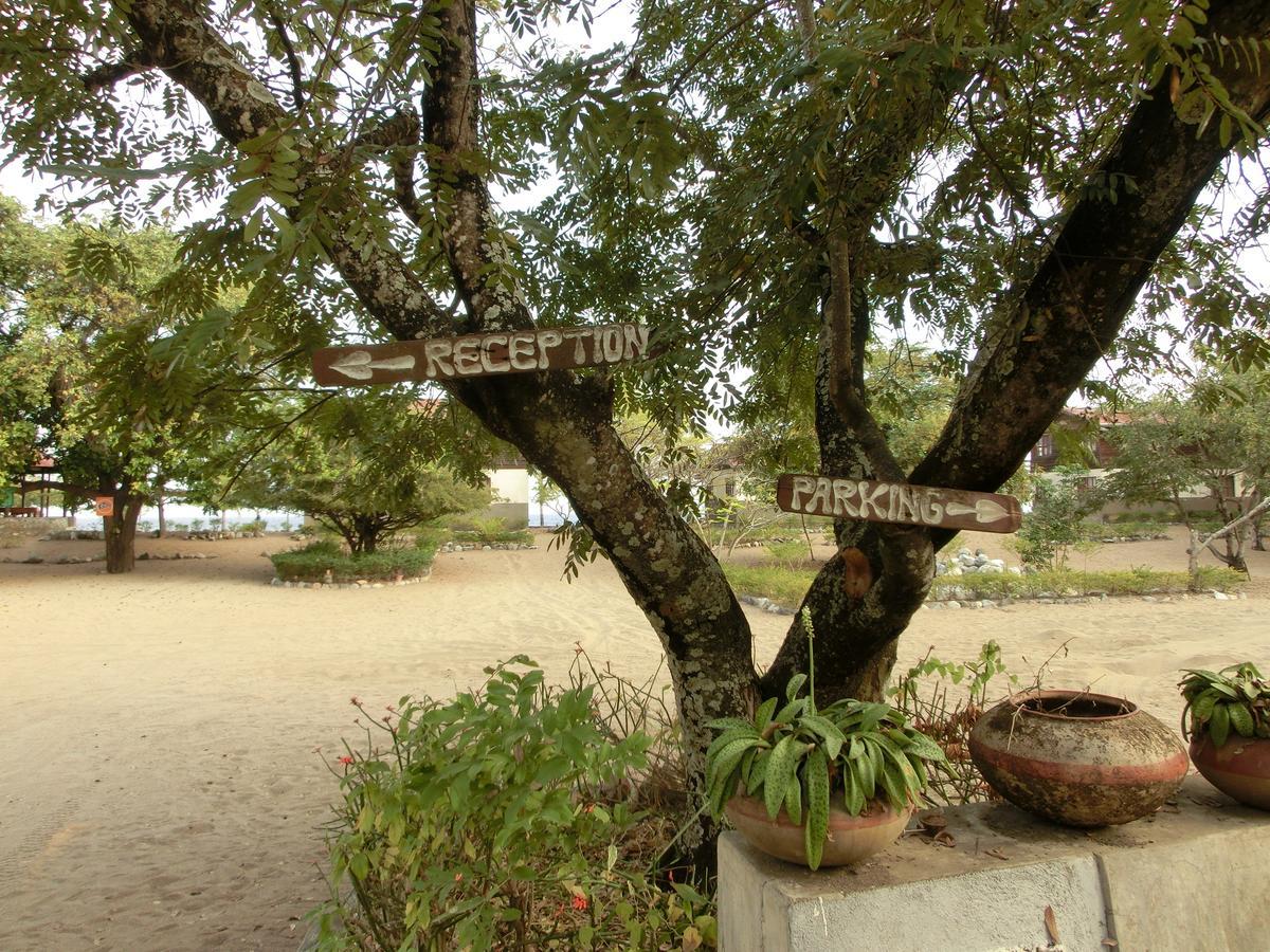Matema Lake Shore Resort Exterior foto